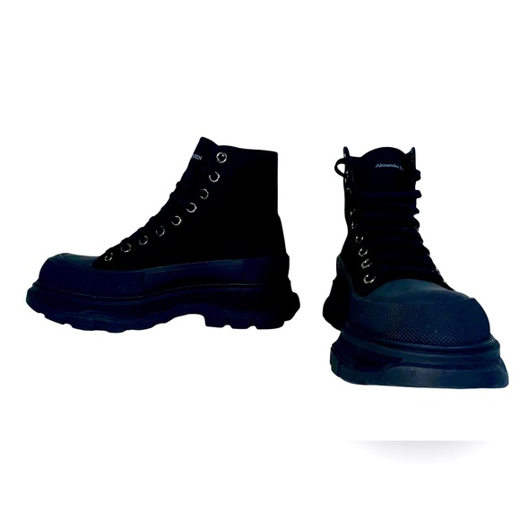 NIB ALEXANDER McQUEEN TREAD SLICK HIGH TOP SNEAKER BOOTS IN BLACK - Picture 8 of 12